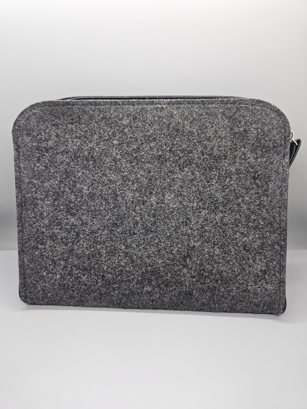 Men's Gray Felt Zip-Top Document Sleeve